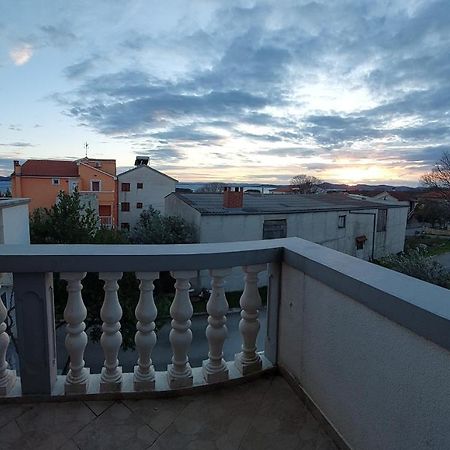Apartman Vukoja Pakostane Pakoštane Exterior foto