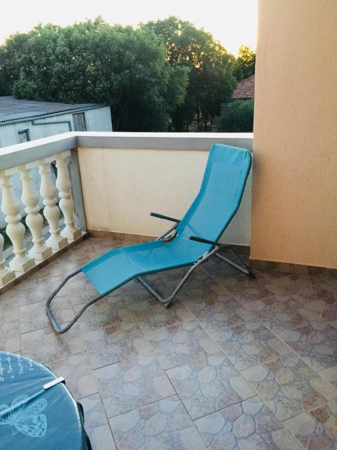 Apartman Vukoja Pakostane Pakoštane Exterior foto